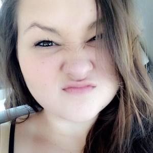 Meet your Posher, Dani